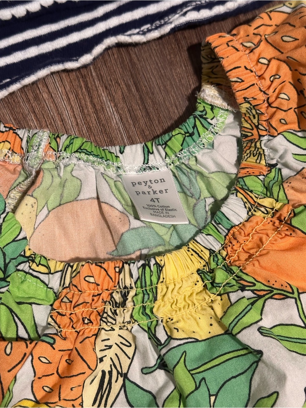 Bundle of Girls 4T Short Sleeve Dresses by Various Brands - Picture 9 of 14